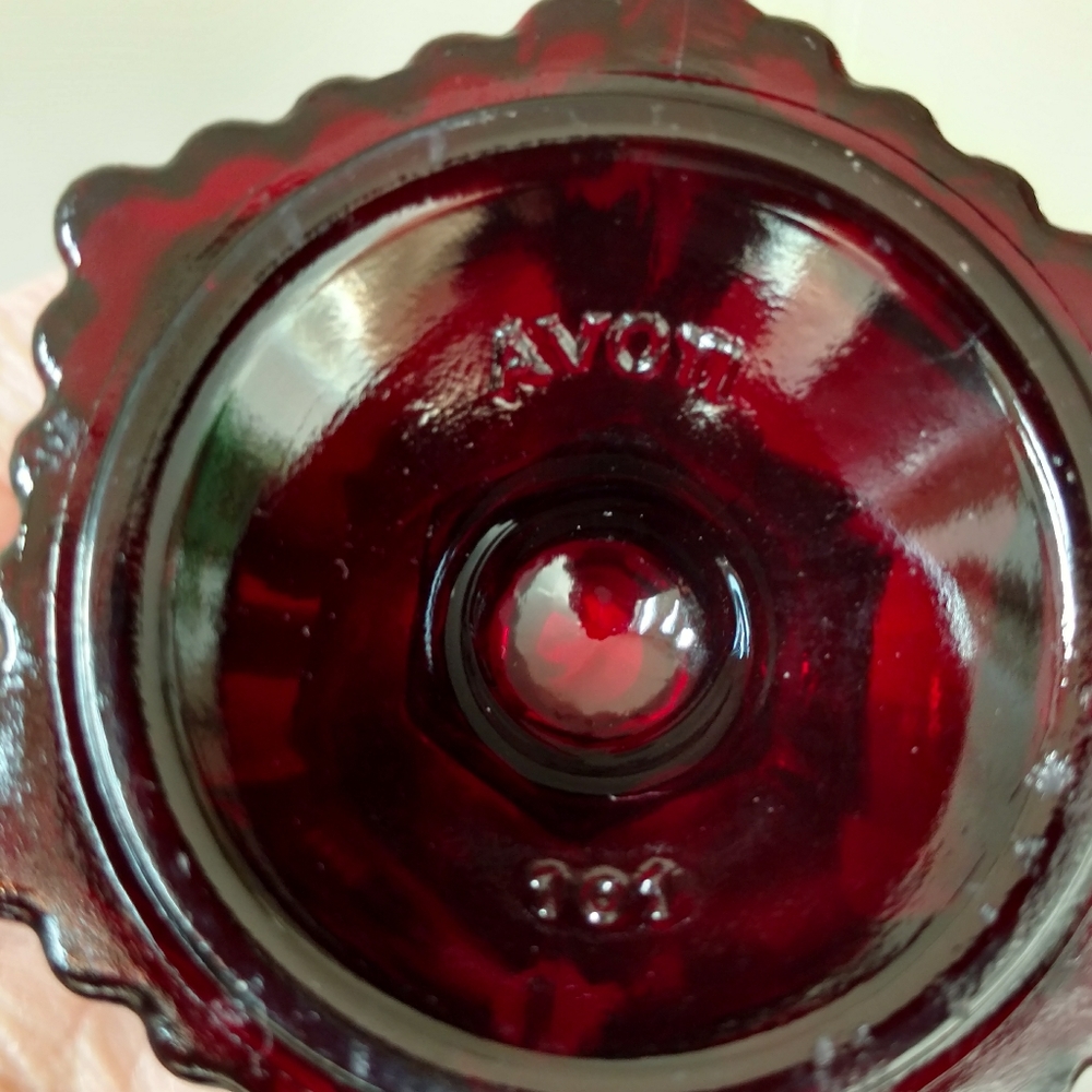 Collector - Vintage Avon Ruby Red Coaco Footed Cup - Picture 2 of 3
